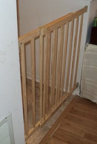 2011-03-06 - Gate To The Kitchen