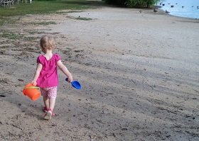 2011-06-23 - Katie At The Lake