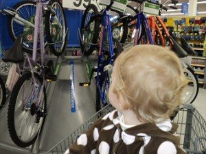 2011-10-03 - Katie At Wal-Mart
