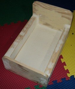 2012-01-15 - Assembled Doll Crib